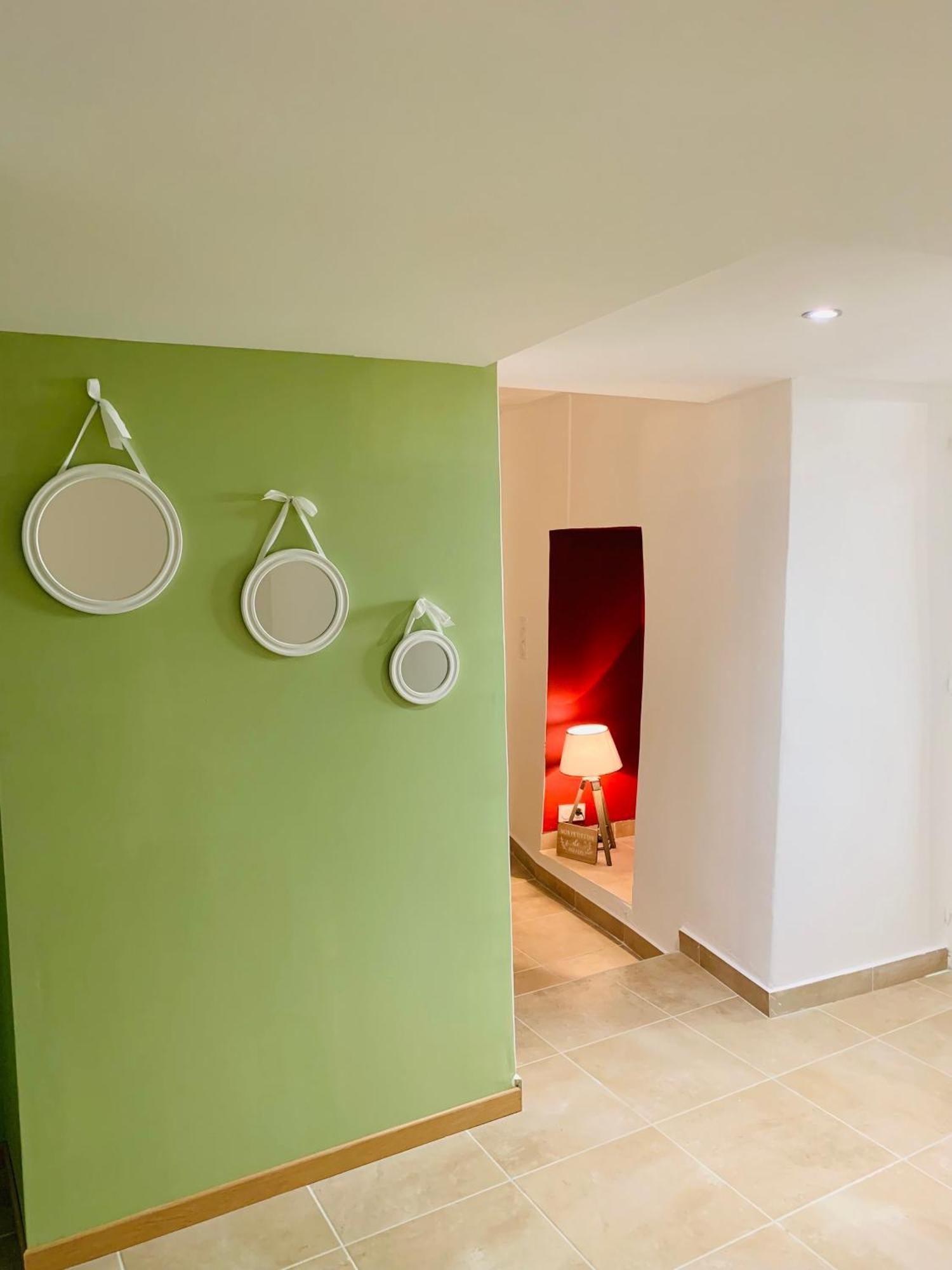 La Bonbonniere Gite De Charme Avec Jacuzzi Malaucène エクステリア 写真